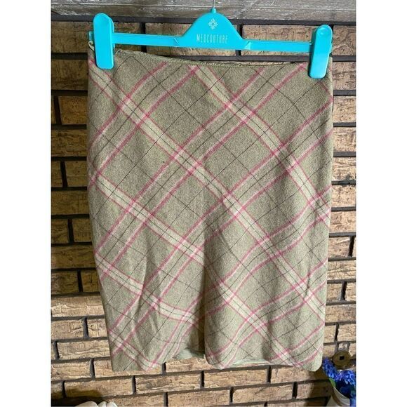 Ann Taylor Loft Skirt‎ - Picture 1 of 5